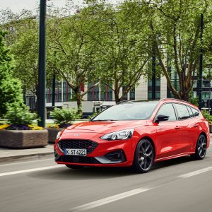 2019-ford-focus-st-wagon-euro-spec-103-1558017338.jpg